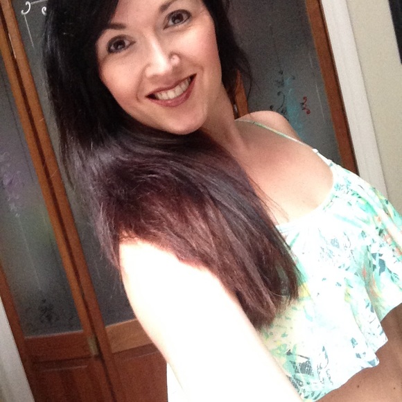 Meet your Posher, Jessica - Picture 7 of 7